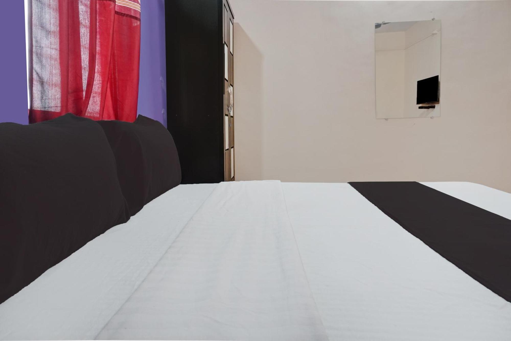 Hotel O Sky 7 Lodge Pimpalwandi Екстериор снимка