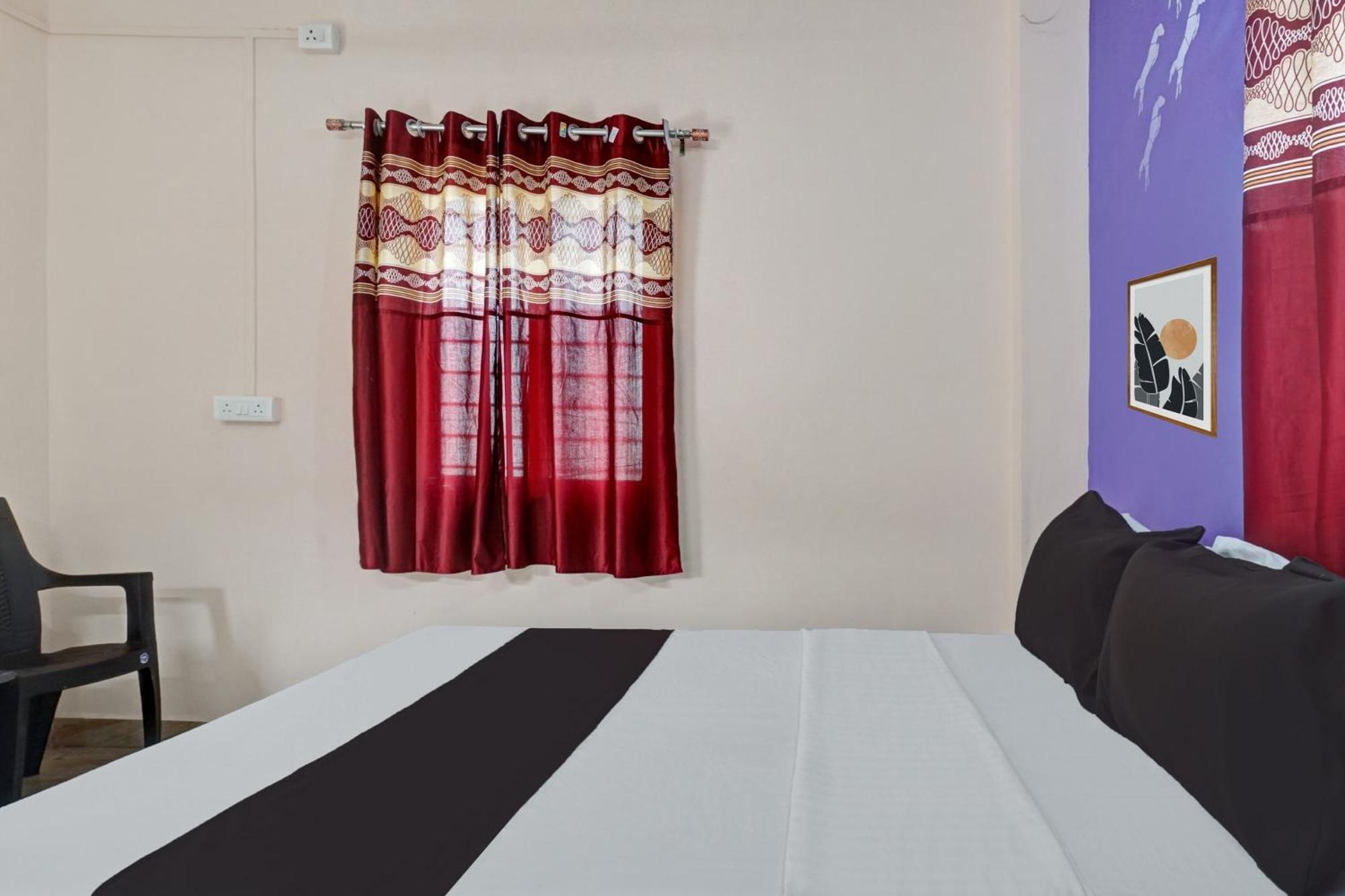 Hotel O Sky 7 Lodge Pimpalwandi Екстериор снимка