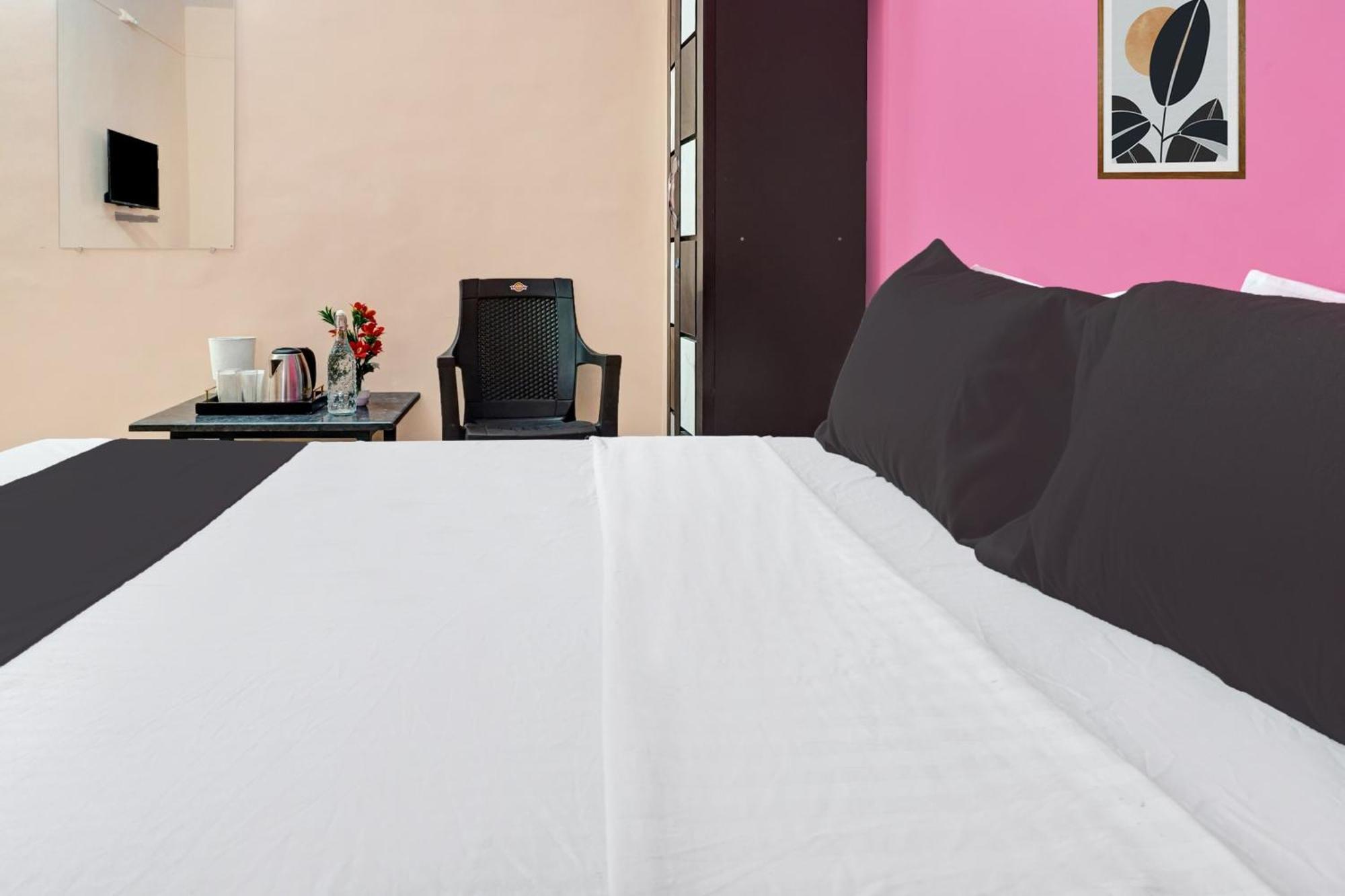 Hotel O Sky 7 Lodge Pimpalwandi Екстериор снимка
